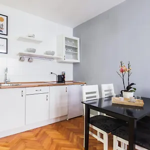  Apartment M&a
